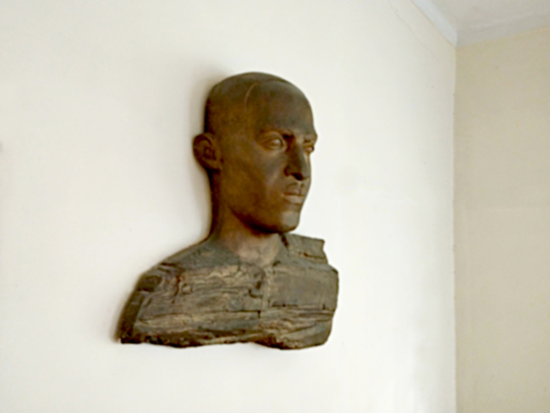 Jesus Menendez Bust